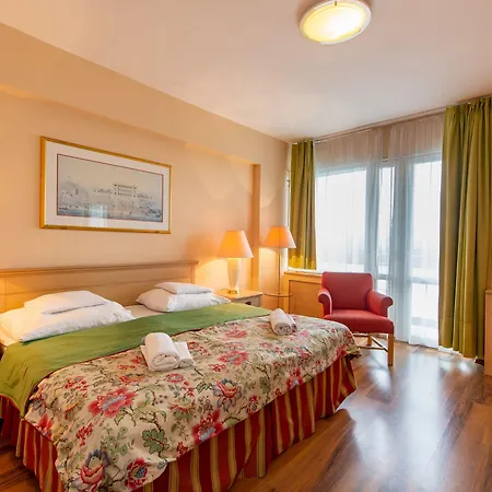 Fit 3*